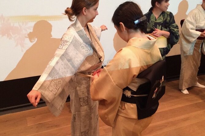 Japanese Dance Experience Program