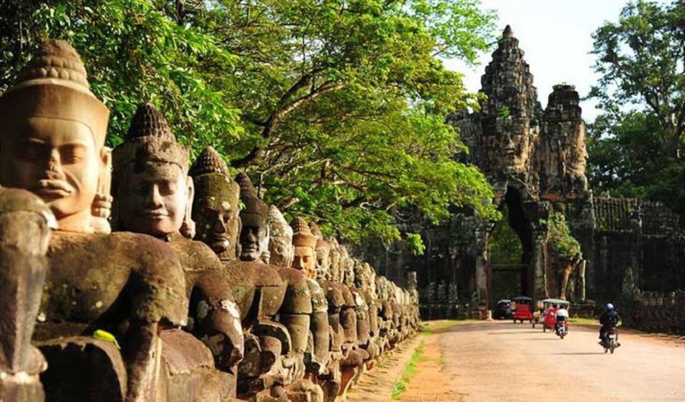 1 join group tour angkor wat thom small group full day Join Group Tour Angkor Wat, Thom & Small Group Full Day