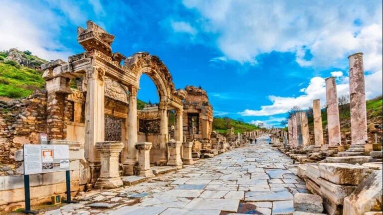 Journey to Ancient Wonders: Ephesus With a Private Tour