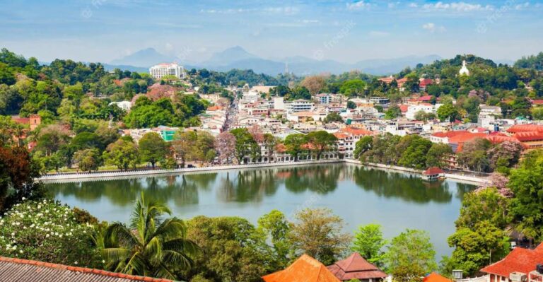 Kandy City Explore By Tuk Tuk , Like a Local