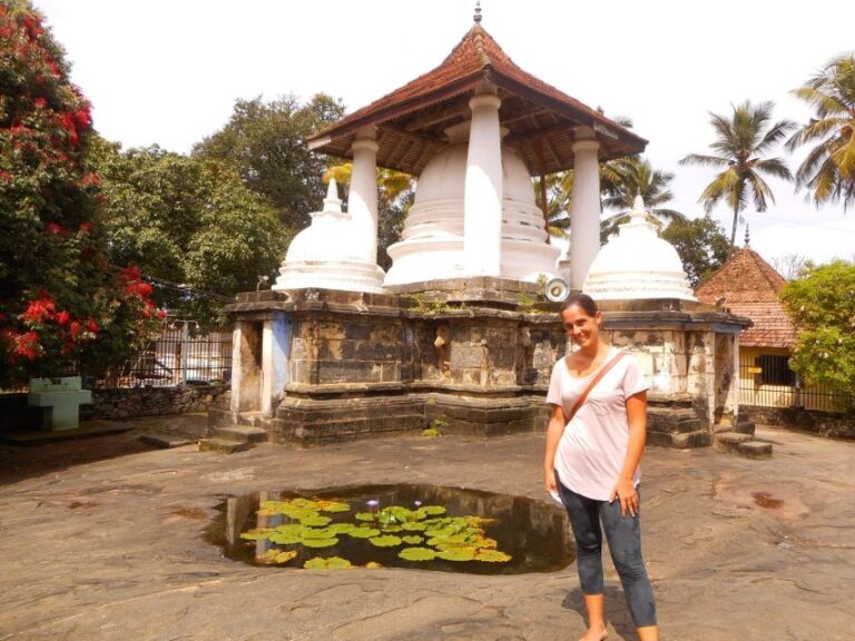 Kandy: Historical Three Temples All-Inclusive Tour