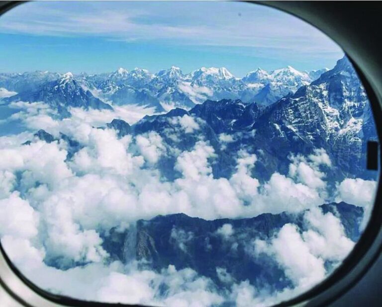 Kathmandu: Everest Mountain Flight With Private Transfers