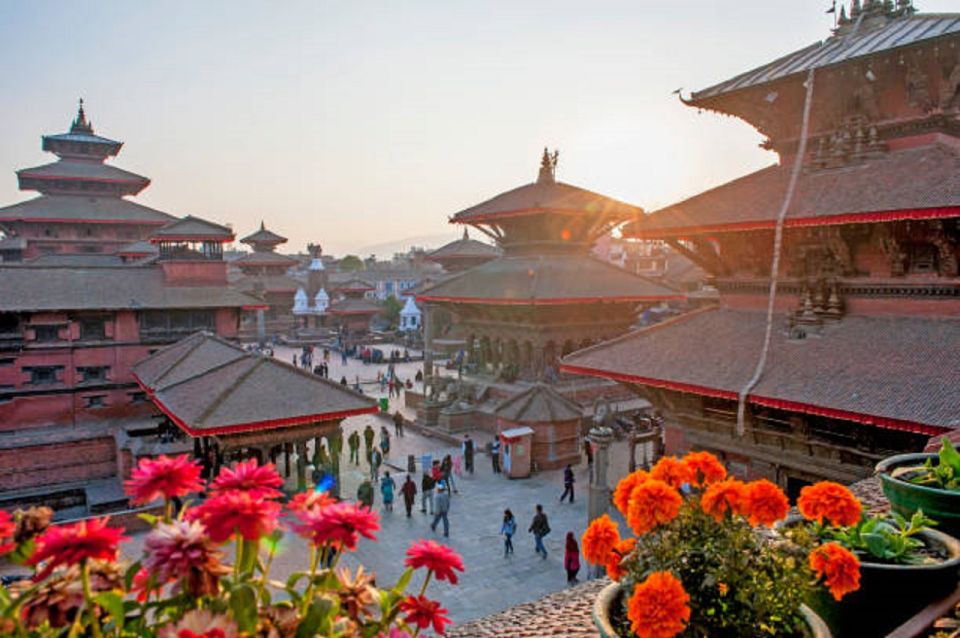 1 kathmandu guided swambhunath durbar square half day tour Kathmandu: Guided Swambhunath & Durbar Square Half Day Tour