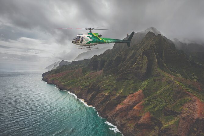 Kauai: Helicopter Tour Over Na Pali, Waimea Canyon, Waterfalls (Mar )