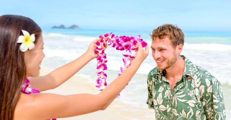 Kauai: Lihue Airport Honeymoon Lei Greeting