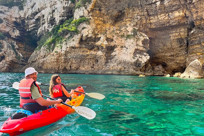 Kayak Paradise: Cala Portixol Snorkel, Cave & Cliff Jumping Tour