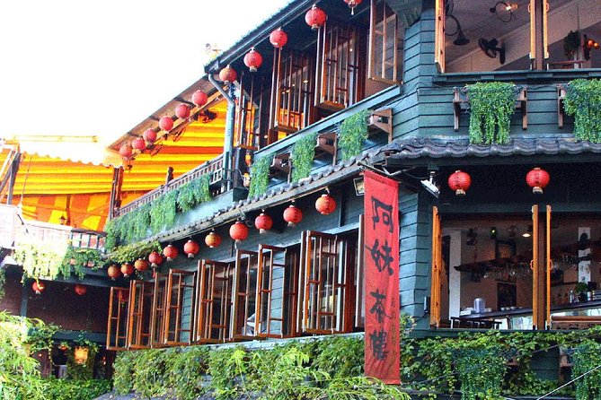 Keelung Shore Excursion, Jiufen and Shifen (Small Group Tour Max 16 Pax)