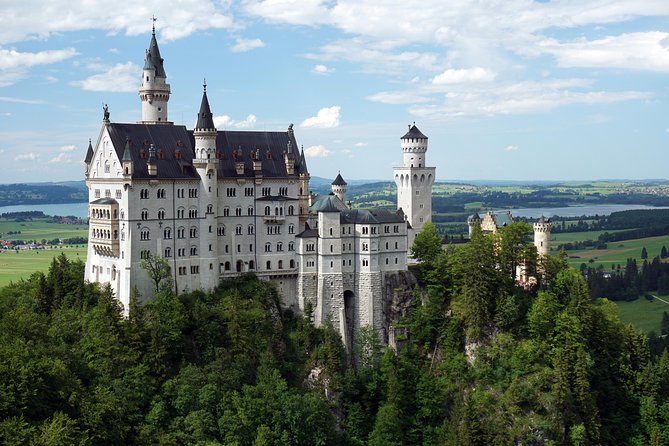 King Ludwig Castles Neuschwanstein and Linderhof Private Tour From Salzburg