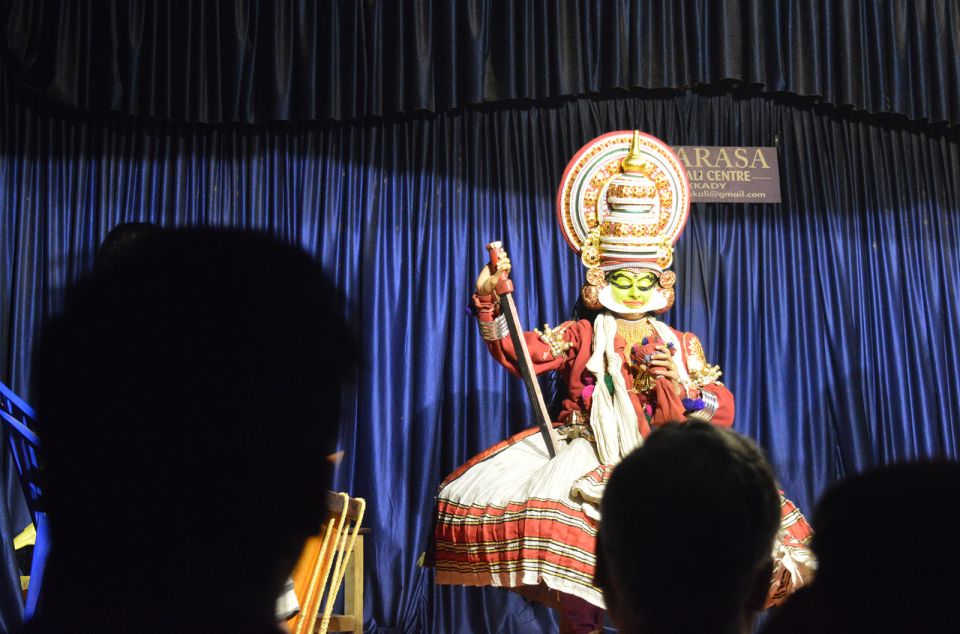 1 kochi kathakali evening dance show w dinner transfer Kochi: Kathakali Evening Dance Show W/ Dinner & Transfer