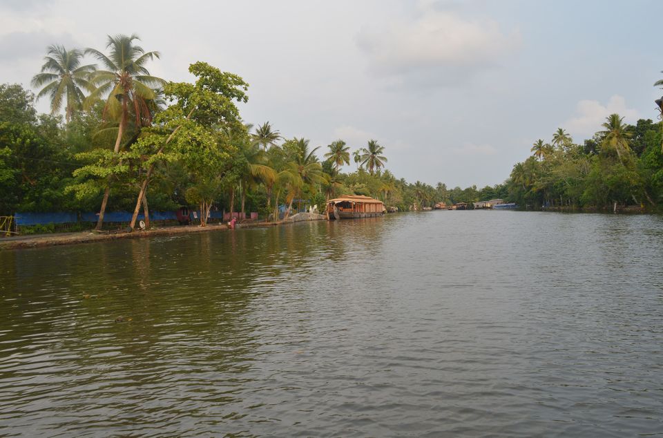 1 kochi private backwater houseboat day cruise with transfers Kochi: Private Backwater Houseboat Day Cruise With Transfers