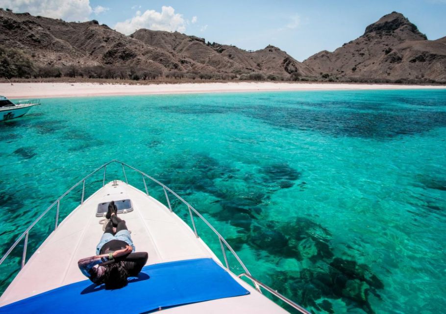 1 komodo island 3d2n private speedboat land tour hotel Komodo Island: 3D2N Private Speedboat, Land Tour & Hotel