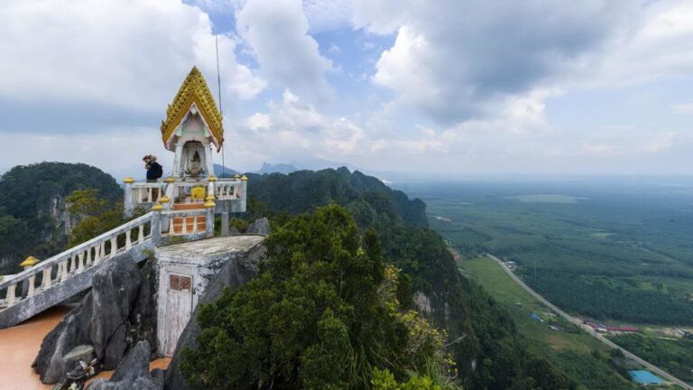 Krabi : 4-Hour City Tour With Tiger Cave Temple