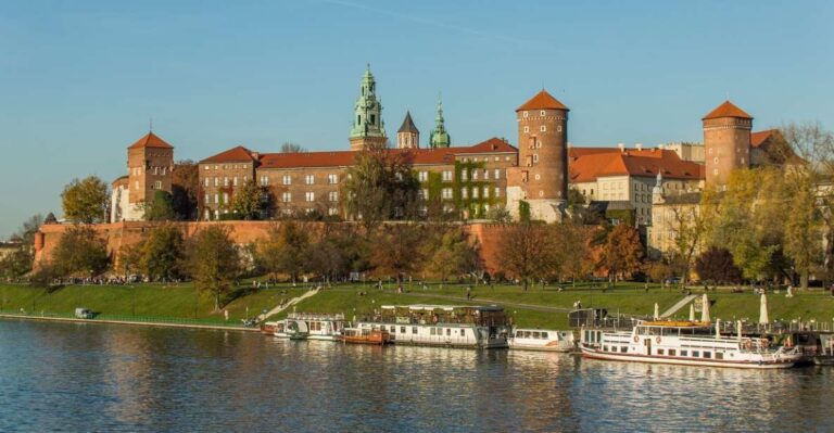 Krakow: Castle, Cathedral & Salt Mine Guided Tour With Lunch