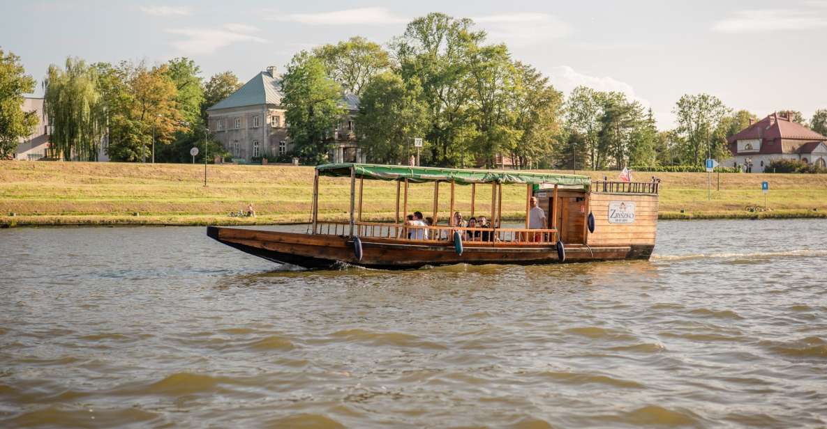 1 krakow early bird vistula river sightseeing cruise Krakow: Early Bird Vistula River Sightseeing Cruise