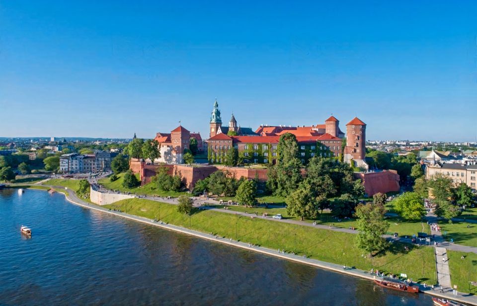 1 krakow vistula river sightseeing cruise with audio guide Krakow: Vistula River Sightseeing Cruise With Audio Guide
