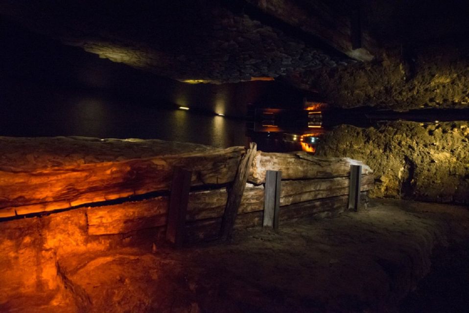 1 krakow wawel castle cathedral rynek underground tour Krakow: Wawel Castle, Cathedral, & Rynek Underground Tour