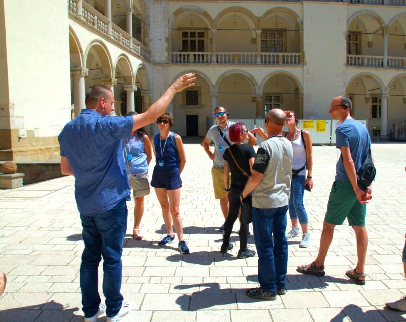 1 krakow wawel castle crown treasury tour with guide Krakow: Wawel Castle Crown Treasury Tour With Guide