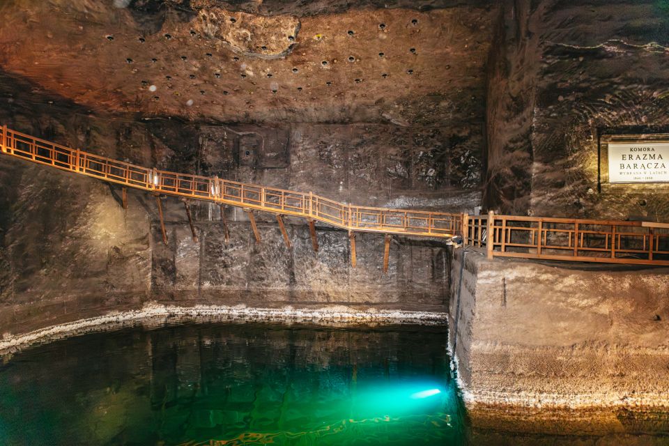 Krakow: Wieliczka Salt Mine Guided Tour