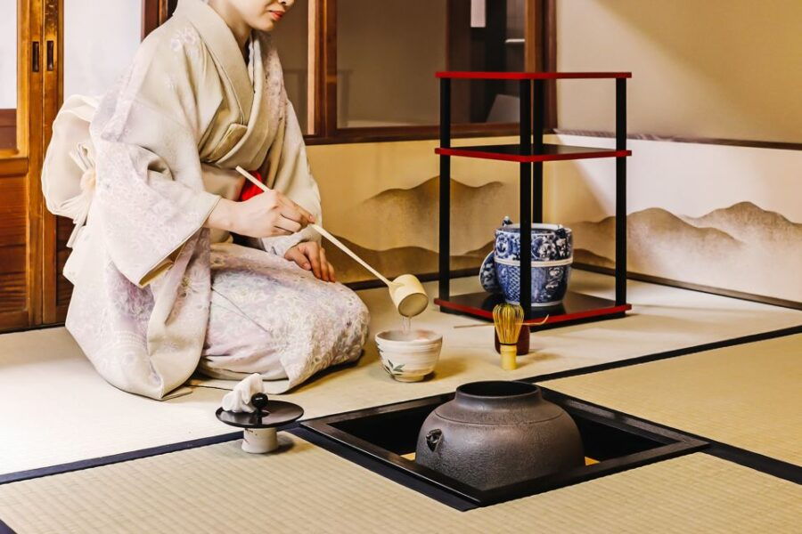 Kyoto: 45-Minute Tea Ceremony Experience