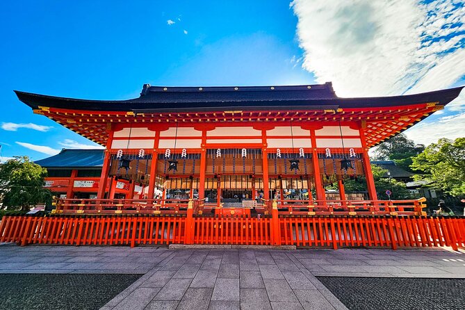 Kyoto: Fushimi Inari Taisha Small Group Guided Walking Tour