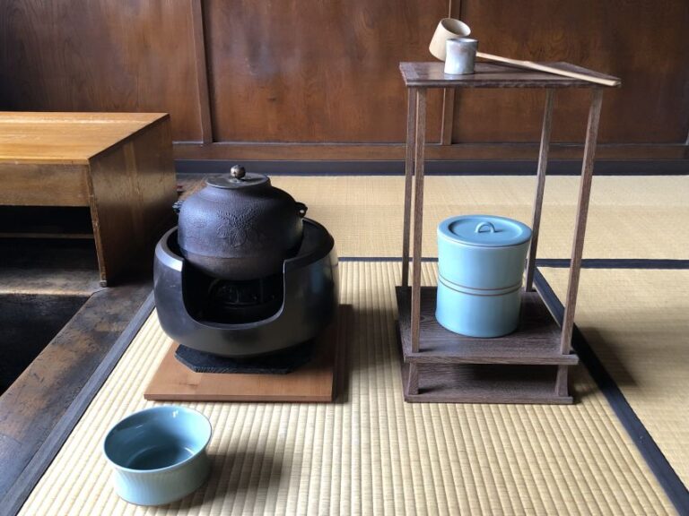 Kyoto: Zen Matcha Tea Ceremony With Free Refills