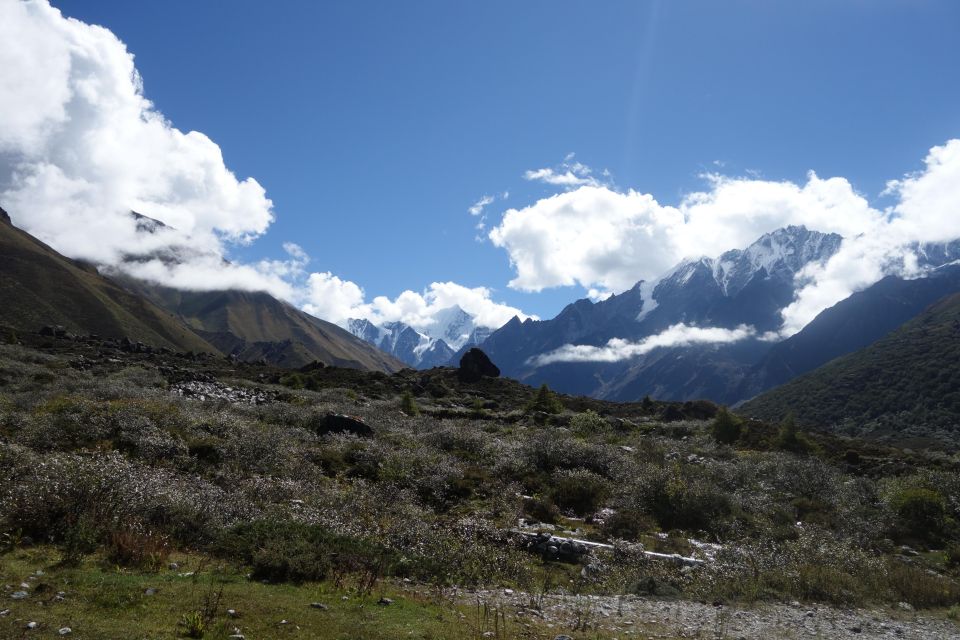 1 langtang valley trek Langtang Valley Trek