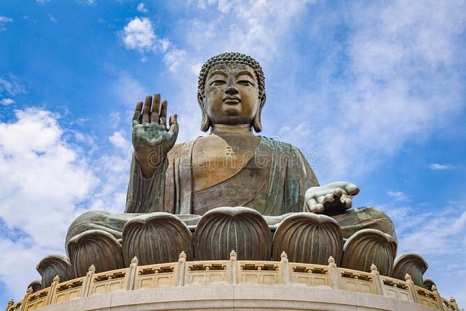Lantau Island Tour – Big Buddha & Tai O () 500 Booked