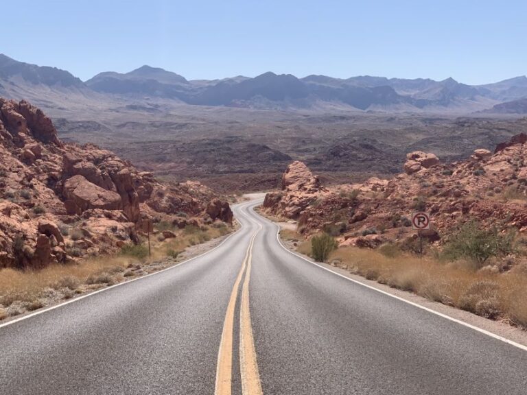 Las Vegas: Valley of Fire and Lake Mead Sidecar Day Tour