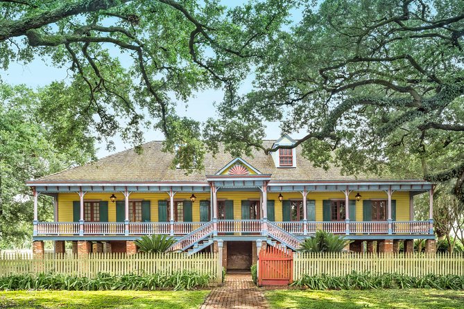 Laura Plantation Tour