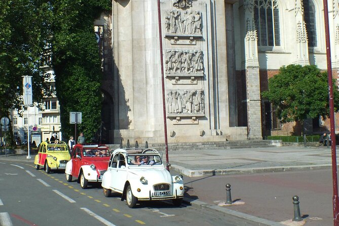 Lille Tour by Vintage Car With Private Driver and Champagne