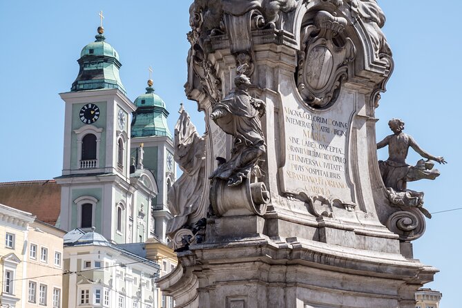 Linz: Churches & Old Town Private Guided Tour