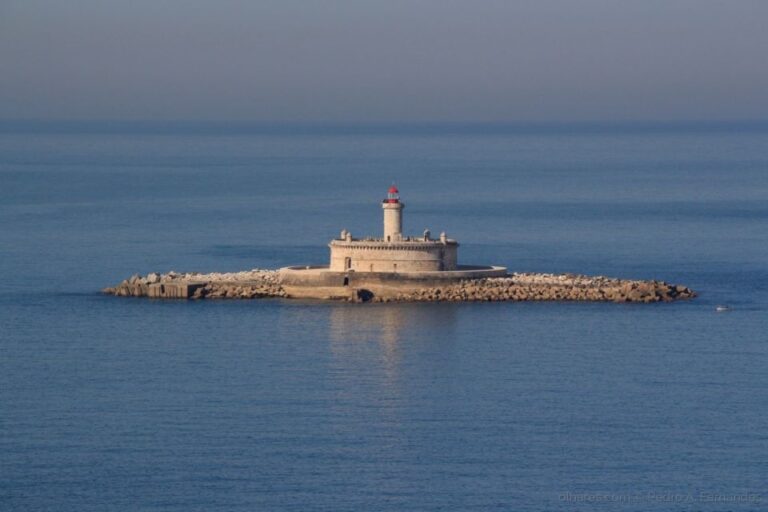 Lisbon: 1 or 2-Hour Tagus River Boat Cruise