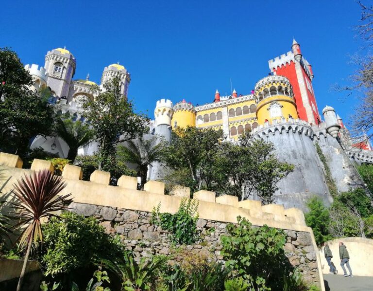 Lisbon: Afternoon Sintra-Cascais Private Tour