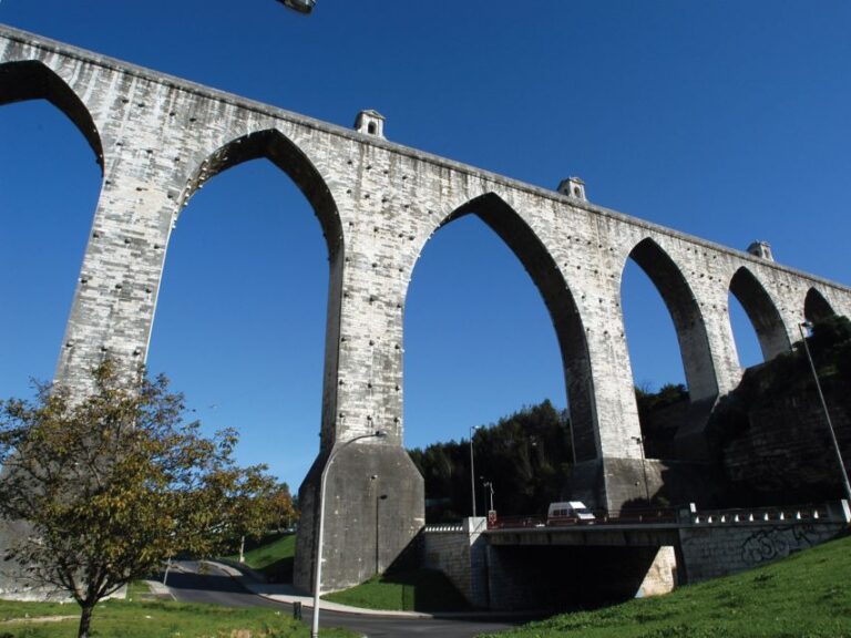 Lisbon: Cristo Rei, Belém, Aqueduct, and LxFactory Van Tour