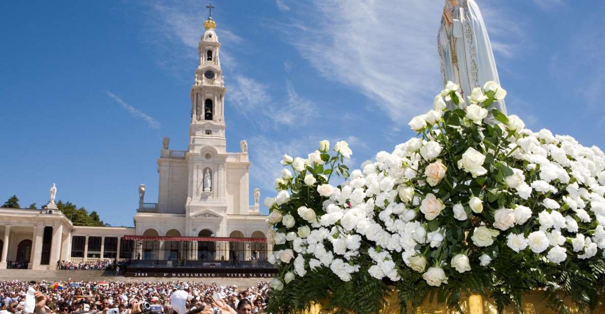 1 lisbon fatima nazare obidos sao martinho do porto tour Lisbon: Fátima, Nazaré, Óbidos & São Martinho Do Porto Tour