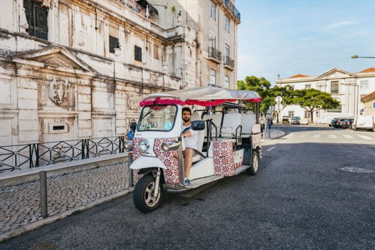 Lisbon: Guided Tuk-Tuk Tour With Hotel Pickup