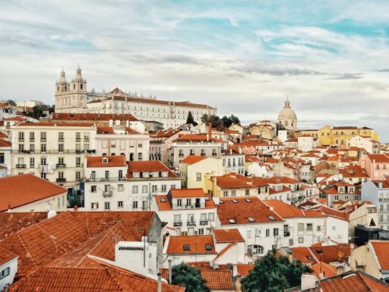 Lisbon: Private 3-Hour Sightseeing Walking Tour