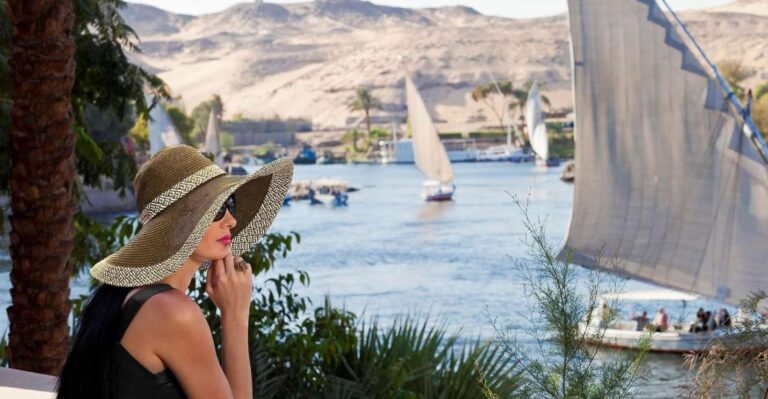 Luxor: Half Day Motor Boat Ride With Banana Island Visit