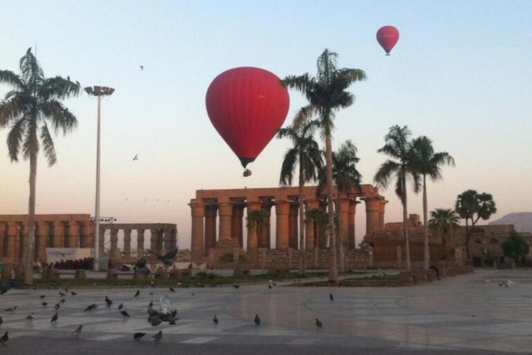 Luxor: Landmarks Private Tour With a Hot Air Balloon Ride,