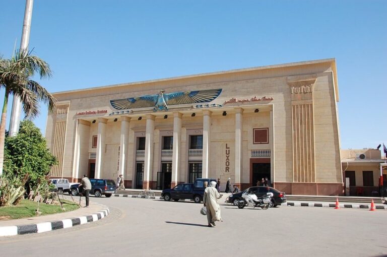 Luxor: Private Transfer From/To Luxor Train Station