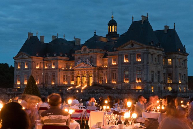 Luxury Evening Dining Experience at Chateau De Vaux-Le-Vicomte