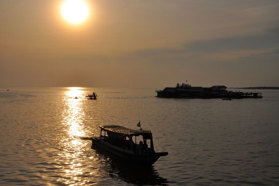 1 mad monkey siem reap floating village tour Mad Monkey Siem Reap Floating Village Tour