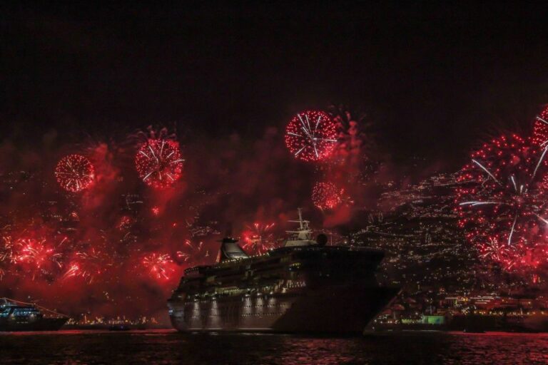 Madeira: New Year’s Eve Fireworks by Catamaran
