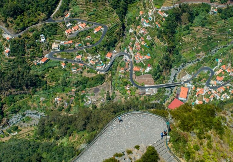 Madeira : Nun’s Valleys and Pico Areeiro 4X4 Tour