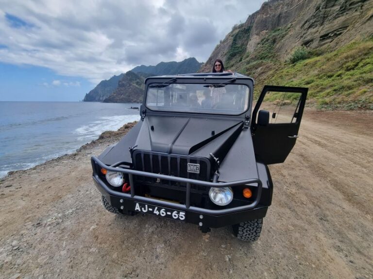 Madeira : Santana, Pico Arieiro, Walk Full Day 4×4 Jeep Tour