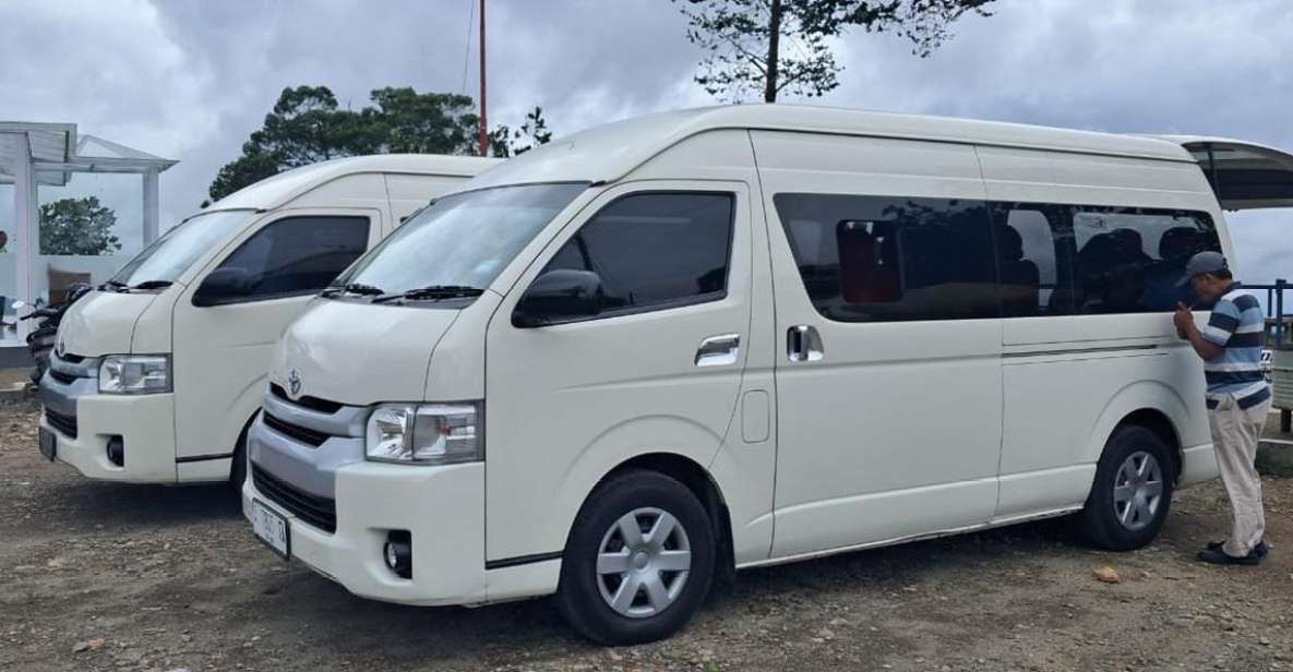 1 malang private car charter with professional driver by van Malang: Private Car Charter With Professional Driver by Van