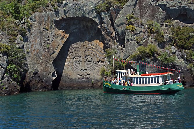 1 maori rock carvings scenic cruise Maori Rock Carvings Scenic Cruise