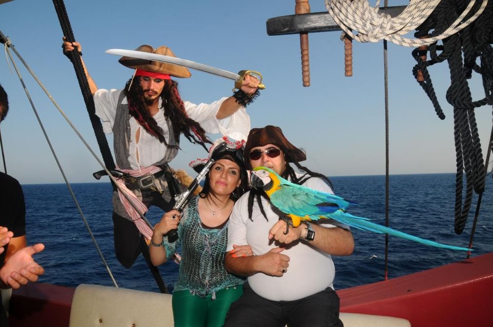 1 marmaris all inclusive pirate boat trip Marmaris: All-Inclusive Pirate Boat Trip