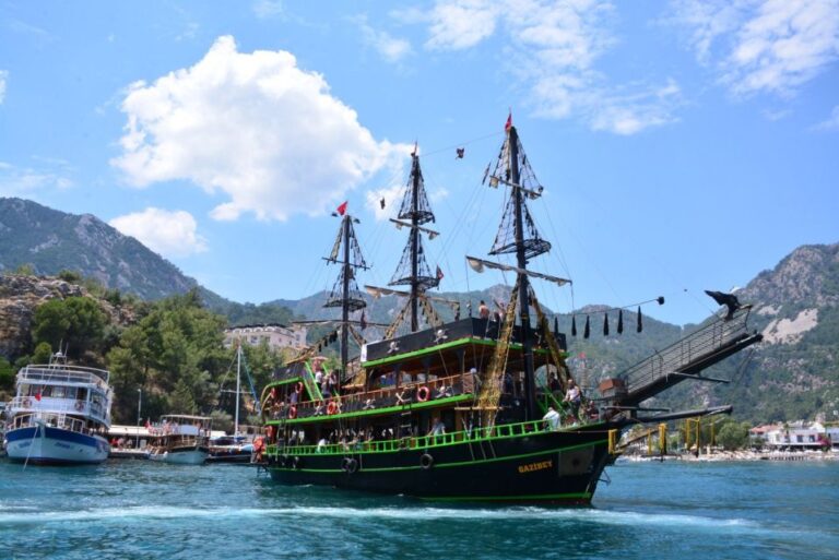 Marmaris: Pirate Boat Trip W/ Lunch & Unlimited Soft Drinks