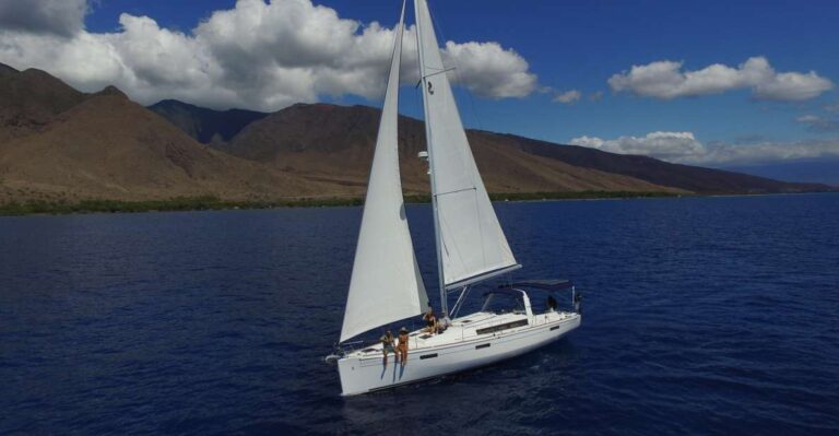 Maui: Private Yacht Snorkeling Tour With Breakfast and Lunch
